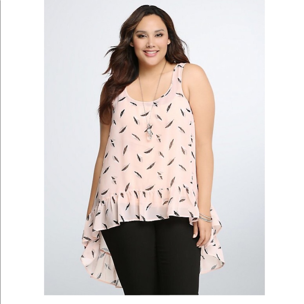 Torrid lightweight high-low tank top.